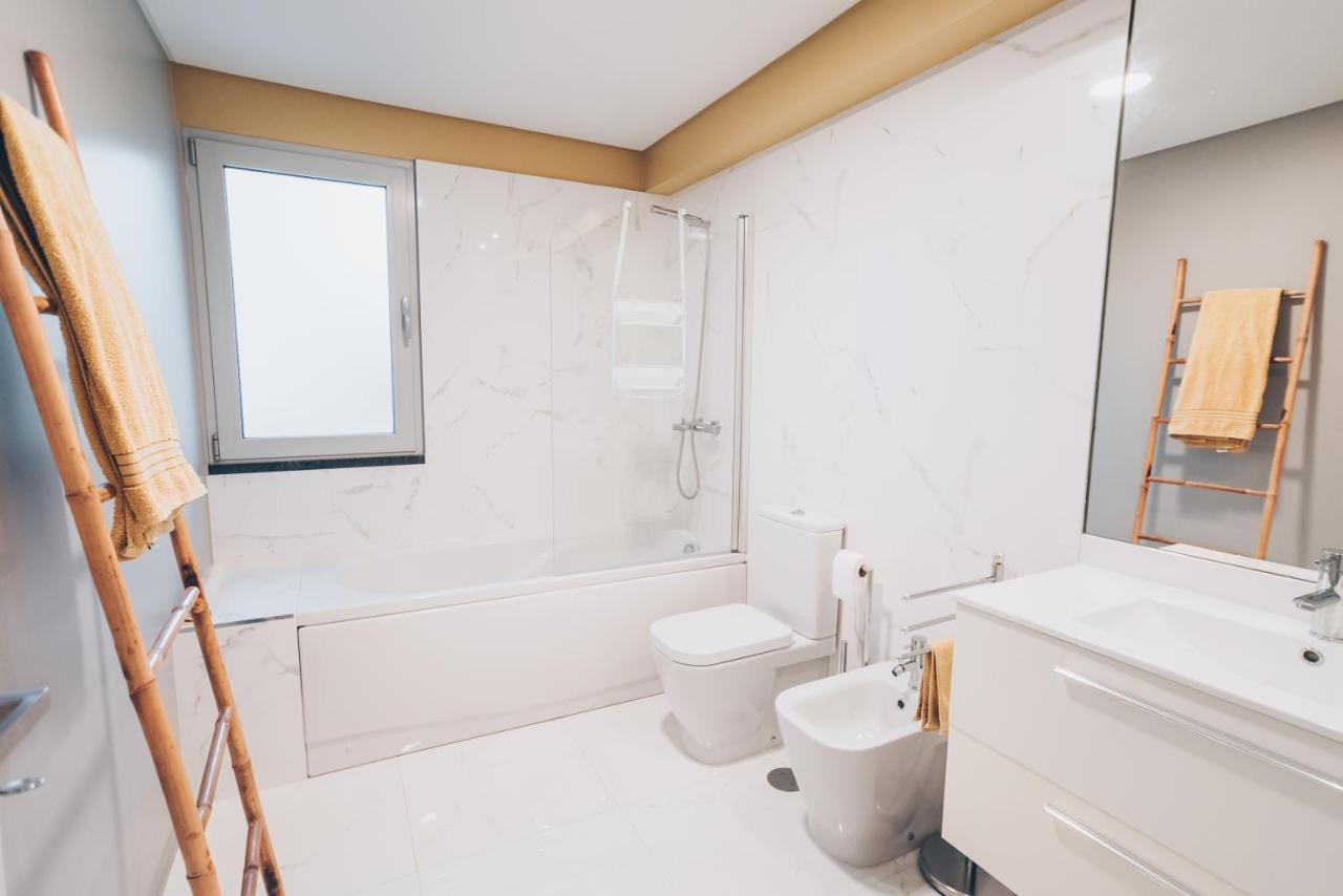 Elephant 2Br Apartment With Terrace, Side Sea View And Pool Access Funchal  Exteriér fotografie